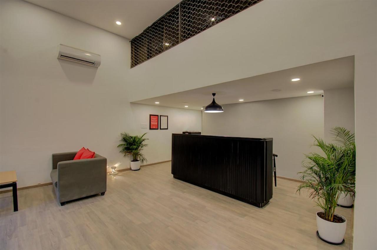 Shagun Hotel Vadodara Exterior photo